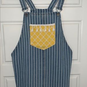 Customize your own Jean dress and pocket!